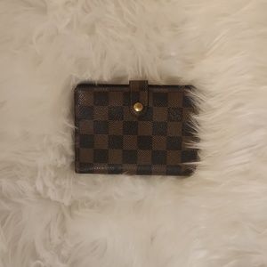 Louis Vuitton agenda/passport holder